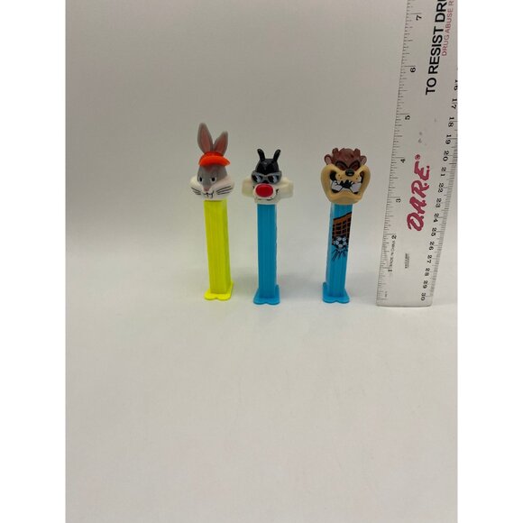 Vintage Looney Tunes Characters Pez Dispenser Lot - Picture 4 of 4